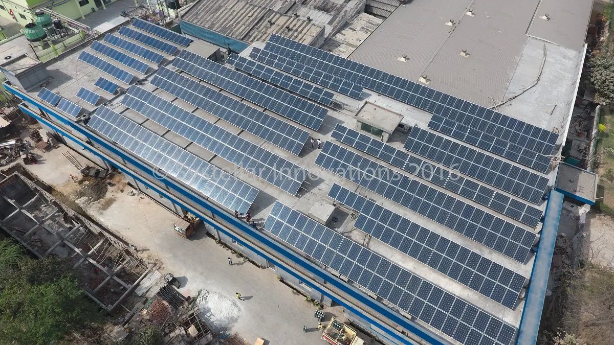 Rooftop solar power plant installation in Meerut